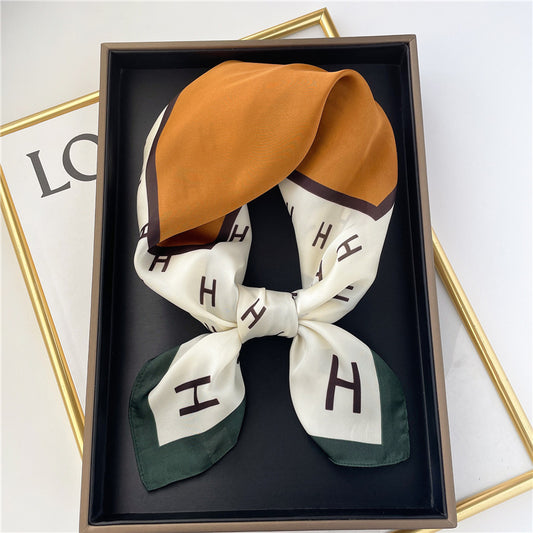 Lenço Toque de Seda Catânia 70x70cm - Estilo 35