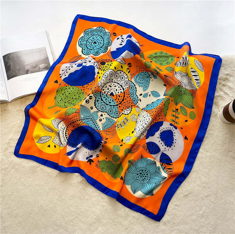 Lenço Toque de Seda Catânia 70x70cm - Estilo 30