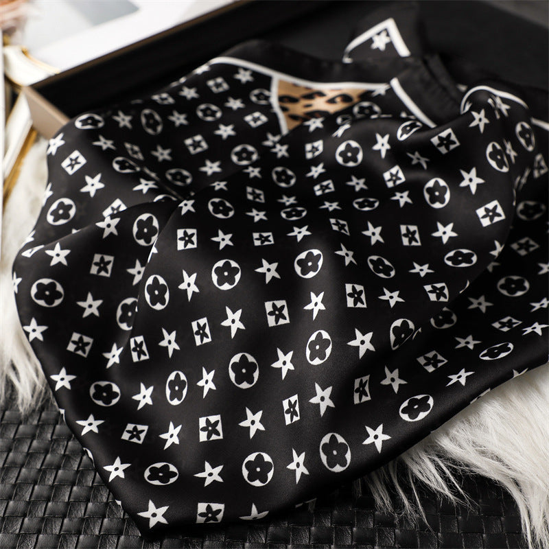 Lenço Toque de Seda Catânia 70x70cm - Estilo 54