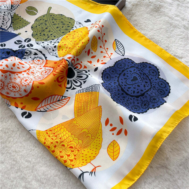 Lenço Toque de Seda Catânia 70x70cm - Estilo 34