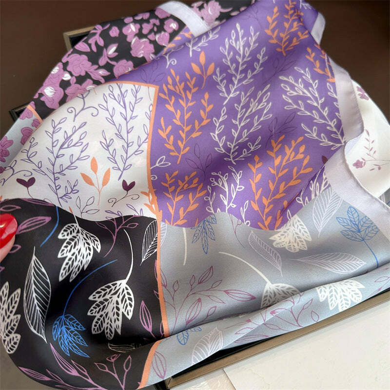 Lenço Toque de Seda Ravena 70x70cm - Estilo 17