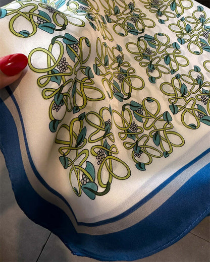 Lenço Toque de Seda Catânia 70x70cm - Estilo 32