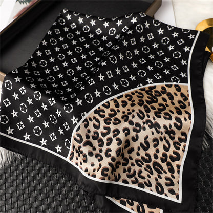 Lenço Toque de Seda Catânia 70x70cm - Estilo 54