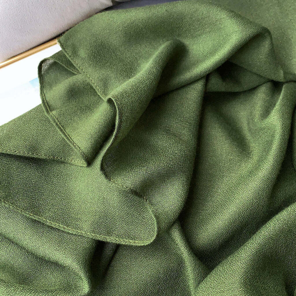 Echarpe de Algodão Lisa 180x90cm - Verde-Oliva