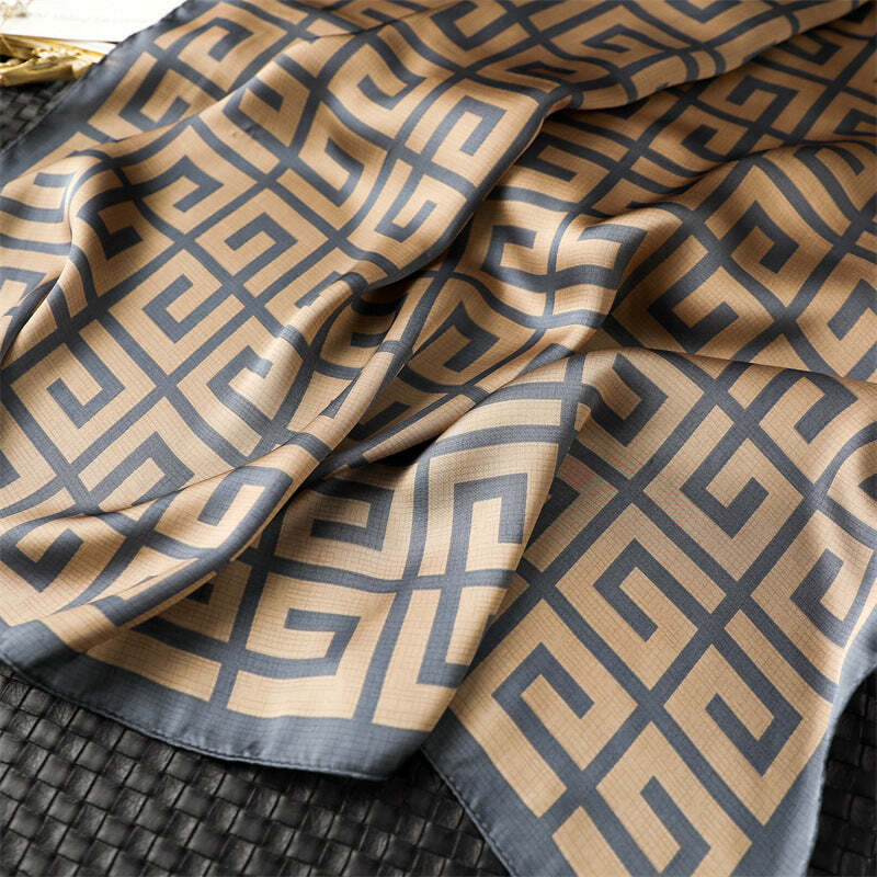 Lenço Toque de Seda Ravena 70x70cm - Estilo 5