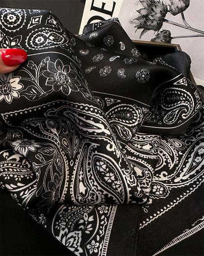 Lenço Toque de Seda Ravena 70x70cm - Estilo 3