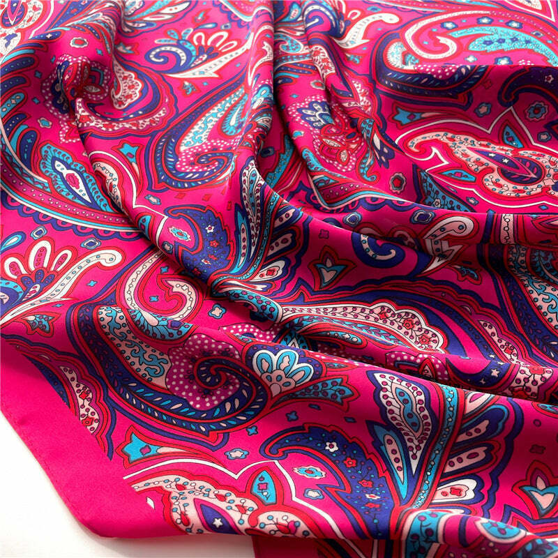 Lenço Toque de Seda Catânia 70x70cm - Estilo 29