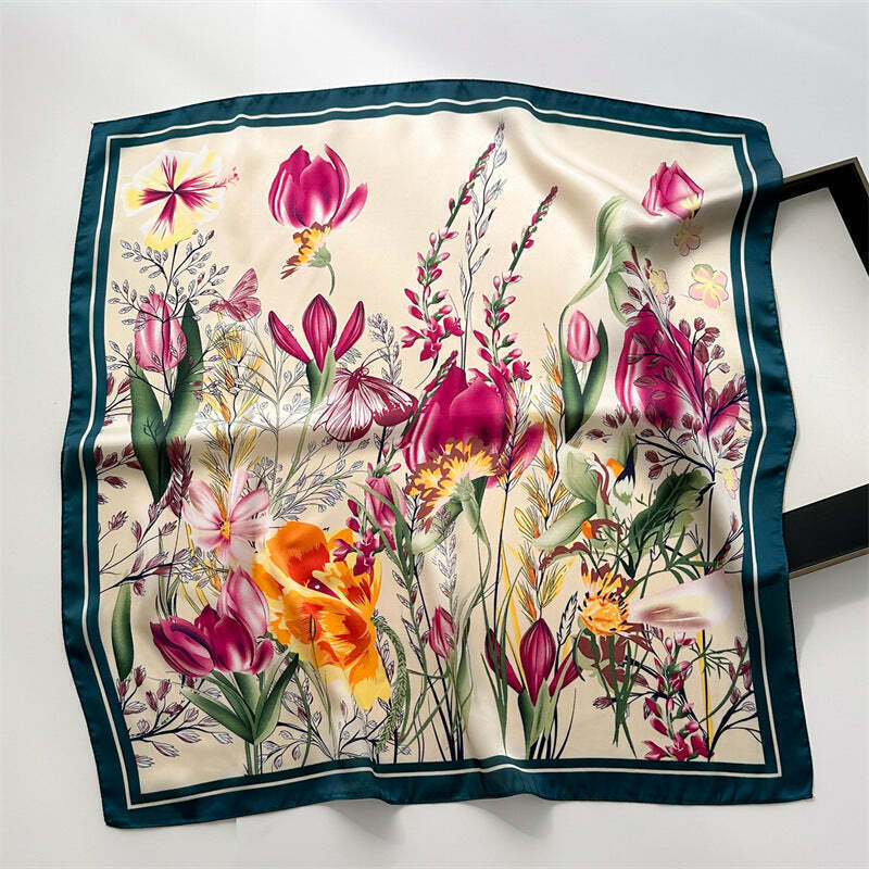 Lenço Toque de Seda Catânia 70x70cm - Estilo 56