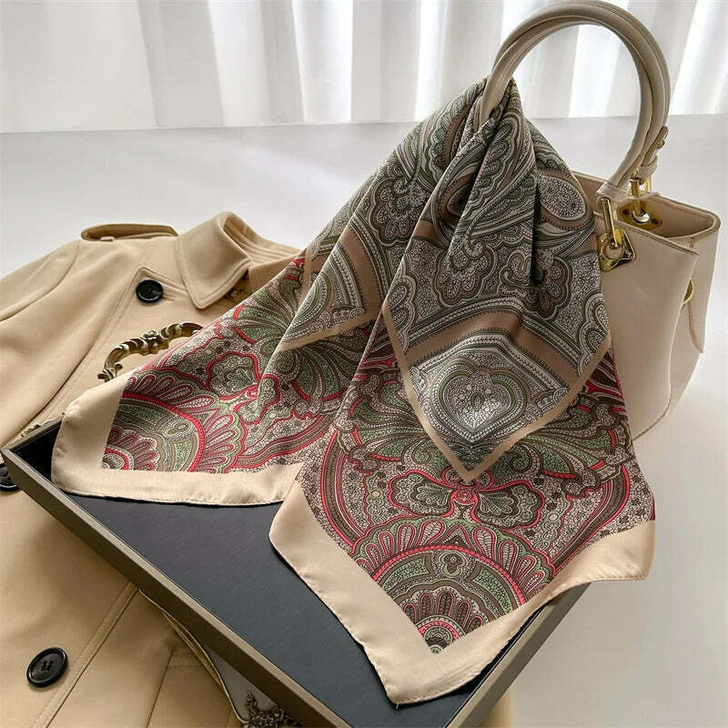 Lenço Toque de Seda Ravena 70x70cm - Estilo 30